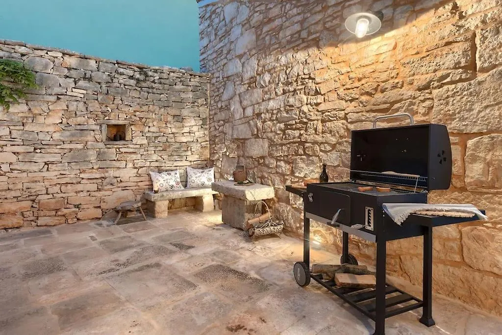 Villa Eglis By Istrialux Galizana 0*,  Croatia